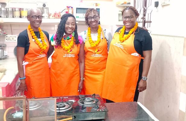 Vegetarian : Private Cooking Class in Delhi home ( Learn 7 meal)