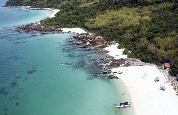 Private Speedboat Tour to Koh Phai with Water Activities