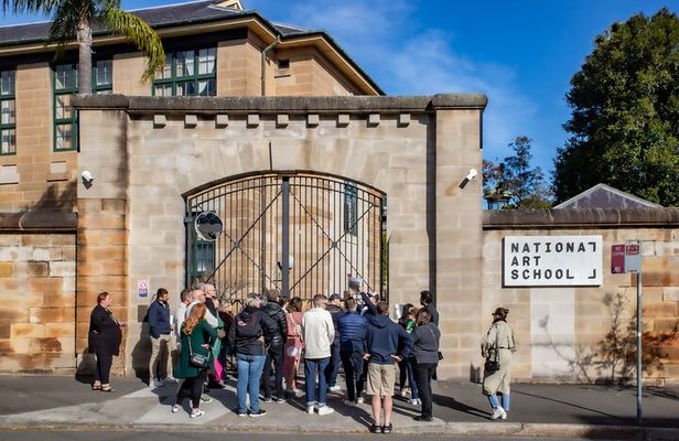 Historical True Crime Walking Tour of East Sydney