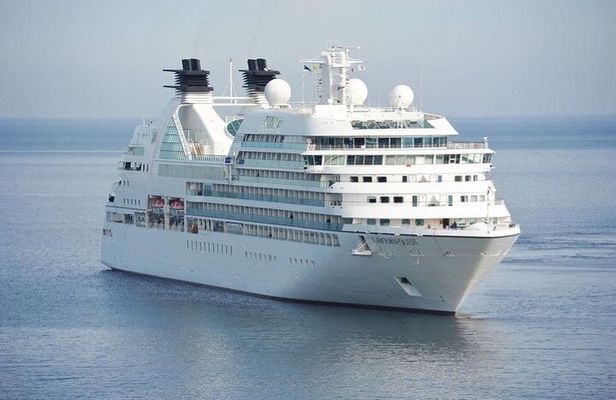 Private Full-Day Petra Tour from Aqaba Port with Round-Trip