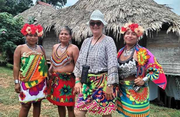 Emberá Village Tour in Chagres – Indigenous Culture and Nature
