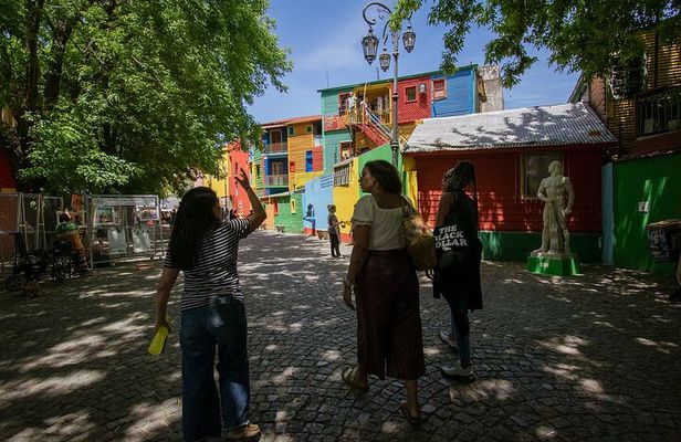 Private La Boca and San Telmo History Walk