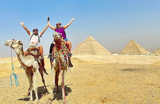  All inclusive Giza Pyramids, Egyptian Museum ,Sphinx,Camel&Lunch