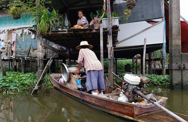 Canals of Bangkok private tour