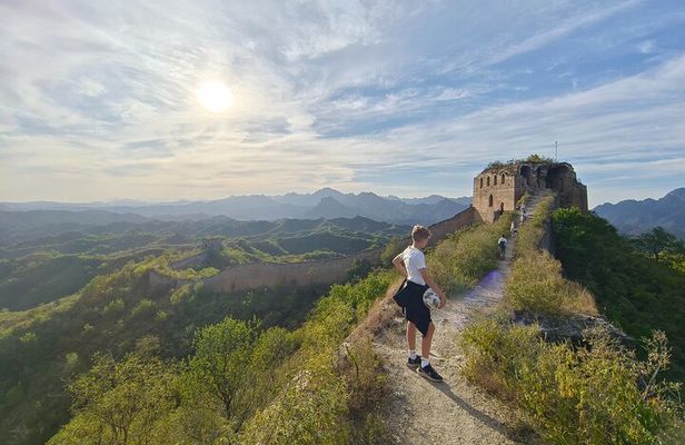 Private Hiking Adventure at the Gubeikou Panlongshan Great Wall