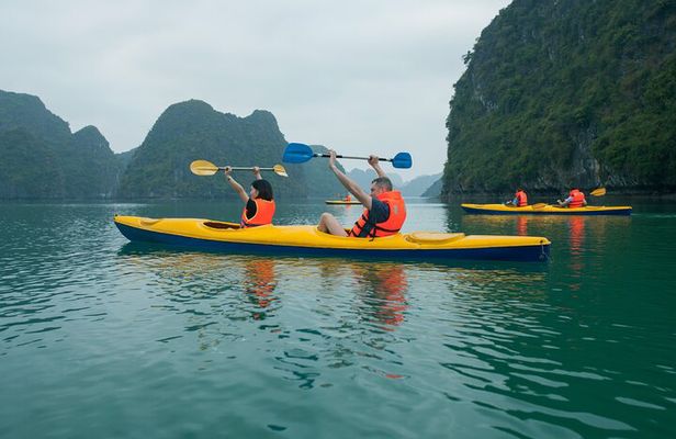 Castella Cruise 3-day Explore Halong and Lan Ha Bay from Hanoi