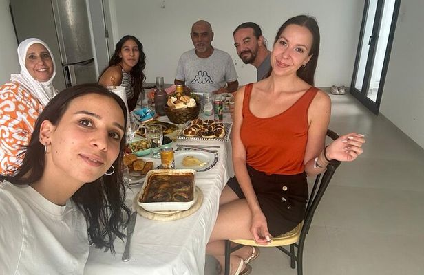 Cook and Connect: Tunisian Culinary Adventure with a Local Family