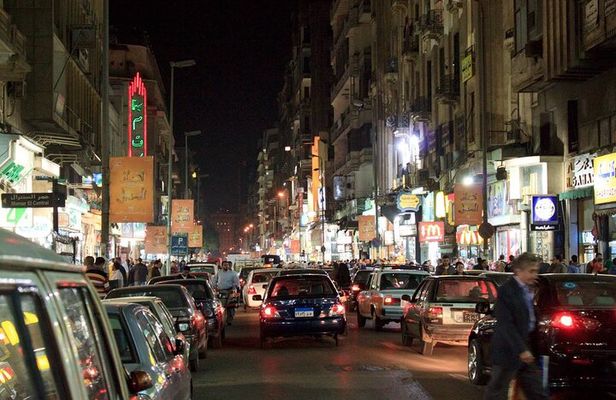 Cairo by night and free walking & eating tours in Cairo