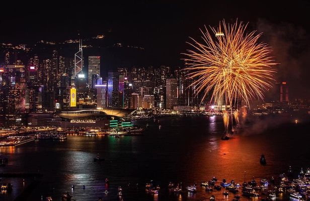 Hong Kong NYE 2027 Yacht Cruise – Fireworks & Open Bar