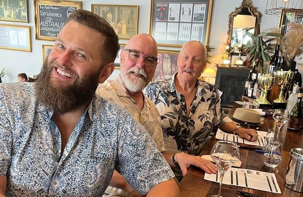 Barossa Valley Shared Tour with Wine Tasting and Lunch