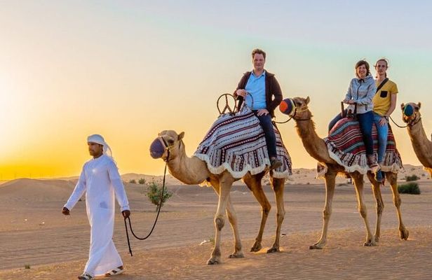 5* Dubai 4x4 Desert Safari with Dune Bashing and BBQ Dinner