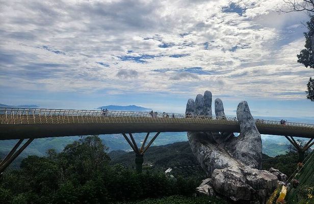 Golden Bridge - Private Guided Tour from Da Nang or Hoi An City