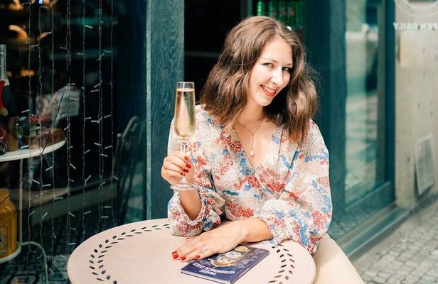 Private Wine Tasting and History Prague