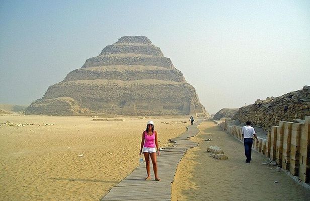 Full Day Private Tour to Dahshur Pyramids, Memphis and Sakkara
