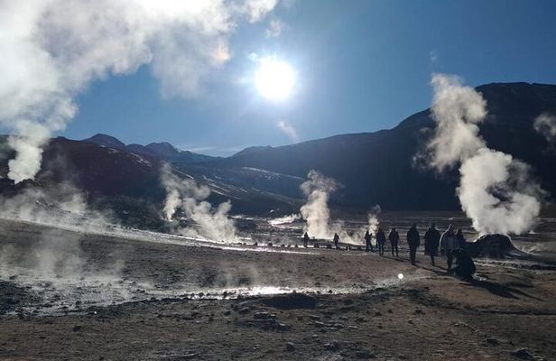 Tour Geysers del Tatio