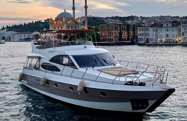 Istanbul Bosphorus Private and All Inclusive Yacht Tour