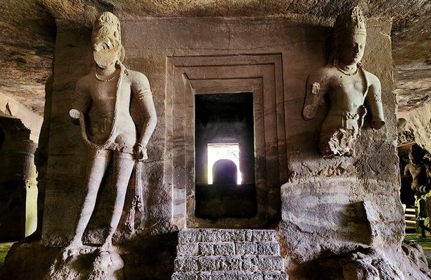 Private Sightseeing with Elephanta Island Caves Tour