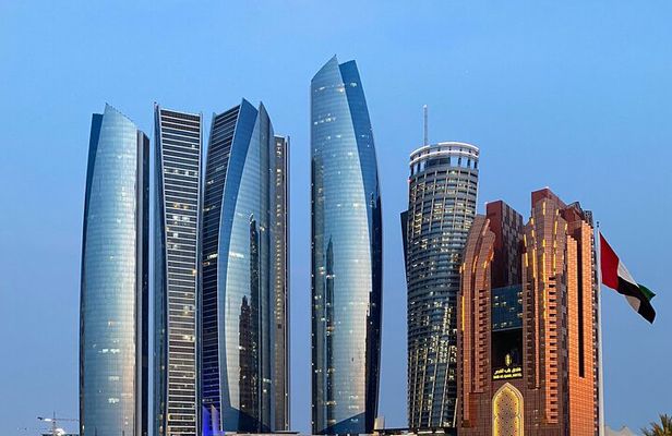 Private Full-Day Tour in Abu Dhabi