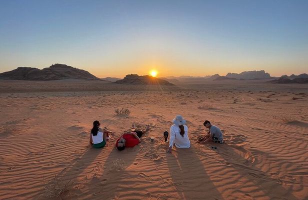 Wadi Rum 2-Hour Sunset Tour Wadi Rum Desert Highlights