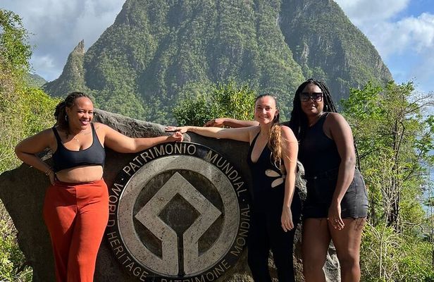 Private Guided Piton Hiking and Mud Bath Experience