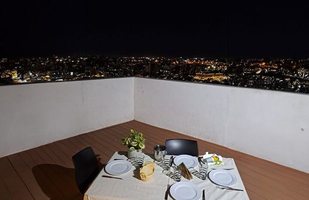 BBQ with Friends - Rooftop 360° View