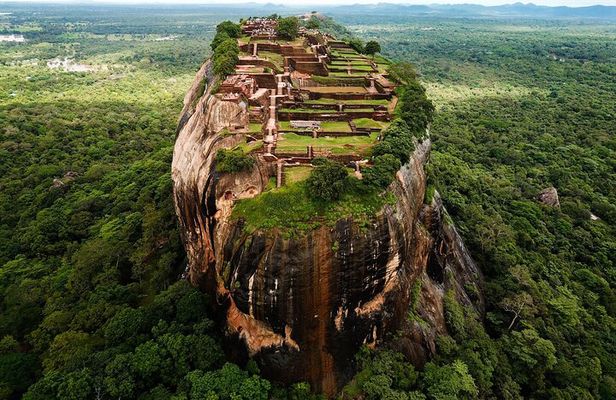 Classical Sri Lanka (7 Day Guided Round Tour)