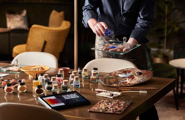 2 Hour Making Rembrandt's Traditional Oil Paints in Amsterdam