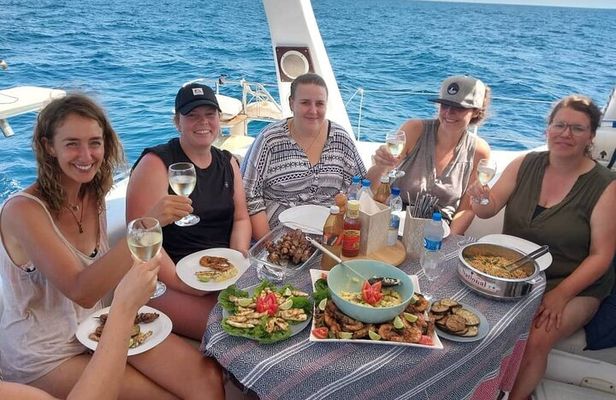Private Catamaran - Stone Town Islands & Sandbanks (5 hrs)