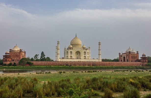 Private Taj Mahal Day Tour with Agra fort & Baby Taj by Car