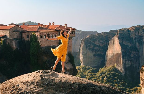Full Day Private Tour from Thessaloniki to Meteora