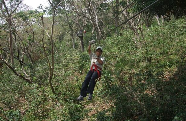 Mombacho Adventure (Hiking & Zipline)
