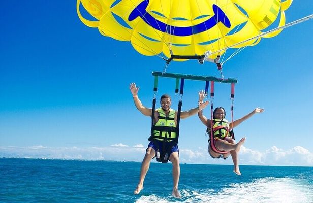 Cancun 3 in 1 Combo Adventure: Snorkeling, Parasailing & Jetski