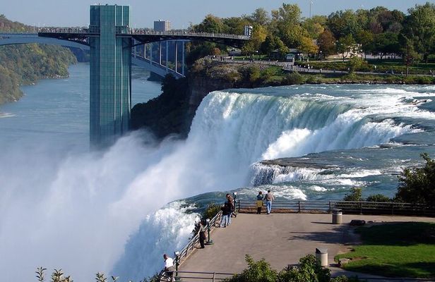 Private 2-Day Niagara Falls Adventure from New York City