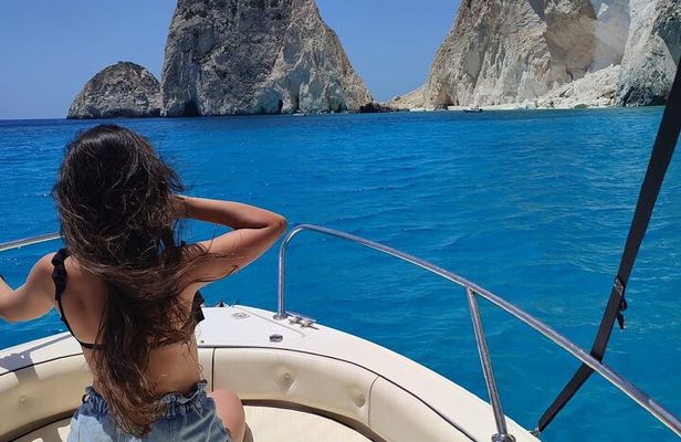 Zakynthos Private Cruise to Turtle Island, Keri Caves & Mizithres