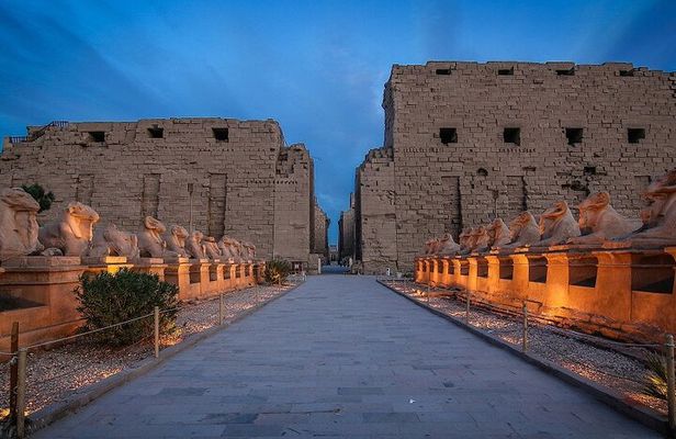 4 Day Nile Cruise To Luxor & Abu Simbel with Hot Air Balloon Ride