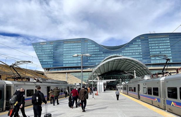 Private City Tour in Denver with Transfer