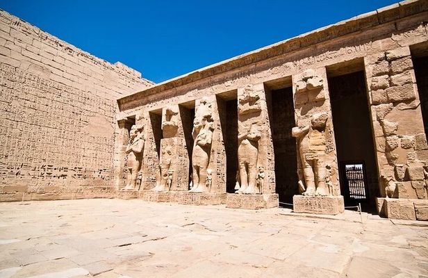 Luxor Excursions: Habu Temple & Valley of Workers