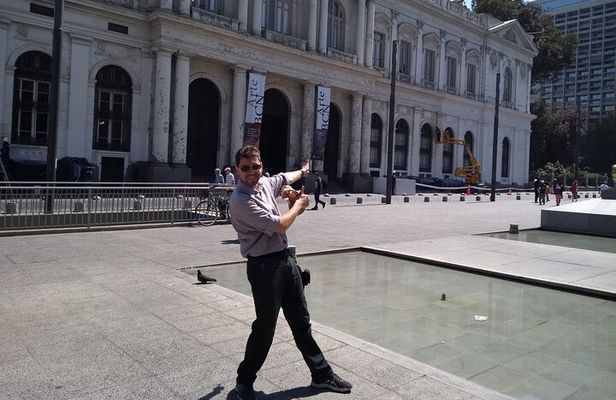 Santiago Walking City Tour