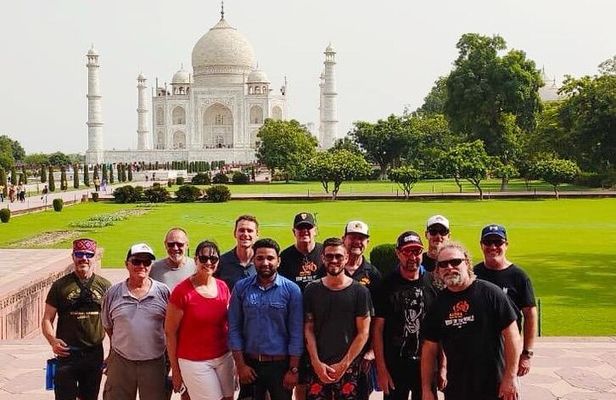 Skip The Line Taj Mahal Tour by Gatimaan Train From Delhi