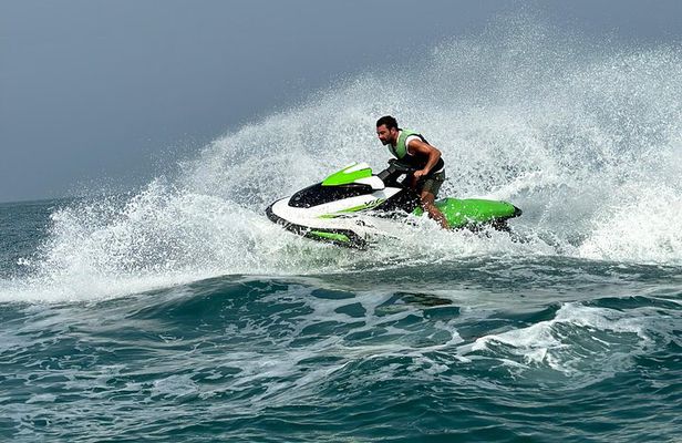Dubai Jet ski 60 minute Guided Sightseeing Tour