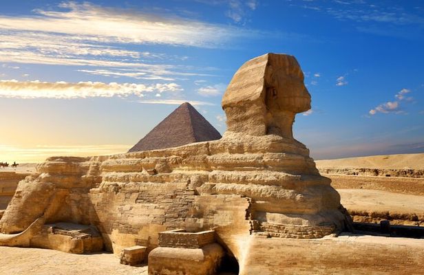 Grand Egypt Museum private tour and Giza Pyramids Sphinx & lunch