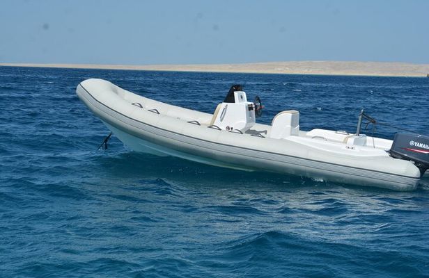 Snorkeling & banana & sofa boat in hurghada