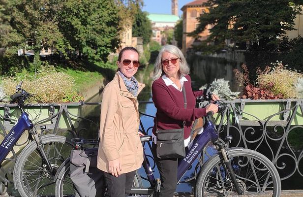 The story of Vicenza: Guided Half-Day E-Bike sightseeing Tour