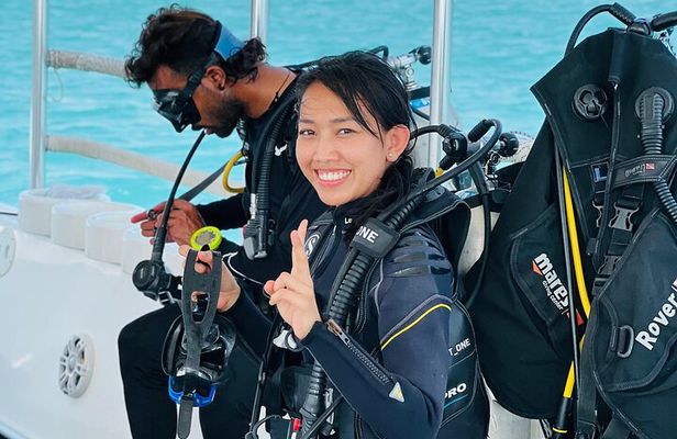 Diving Experience by Boat in Dubai