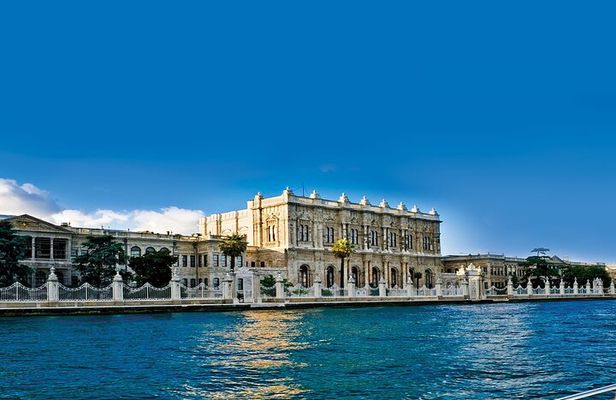 Dolmabahçe Palace Group Tour & Sunset Cruise
