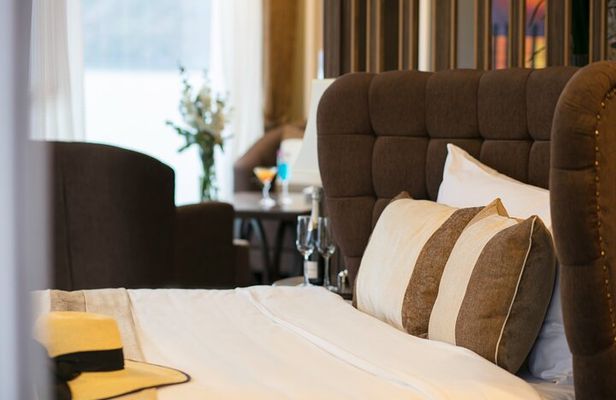 Era Cruise 2 day Explore Halong Bay and Lan Ha Bay from Hanoi