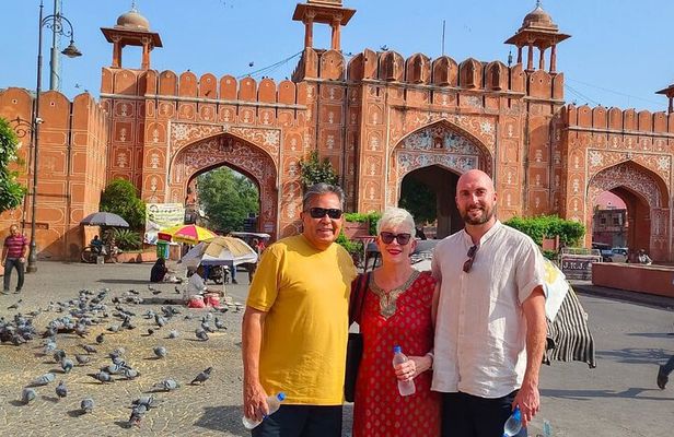 Private Full Day Jaipur Tour with Guide