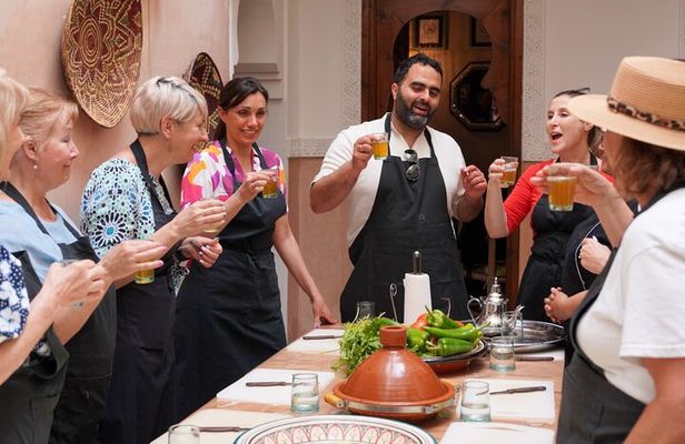 Moroccan cooking class with maket in the Medina of Marrakech
