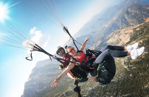 Paragliding Experience in Cappadocia
