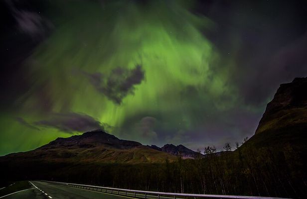 Full Night Magic of the Northern Lights in Tromso